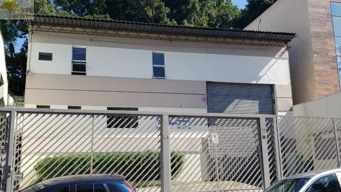 Imperdível Galpão Comercial à Venda em São Paulo - Parque Ipê 266m², 1 Sala, 1 Banheiro, 2