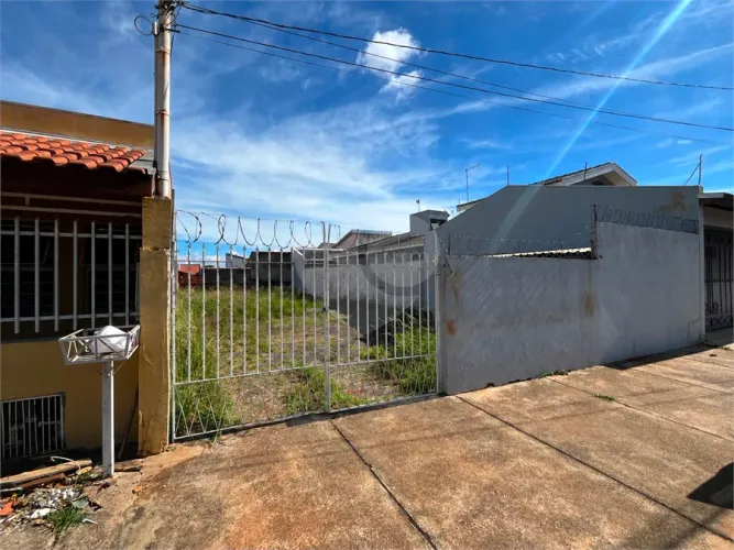 Terreno à venda em Jardim mesquita - SP