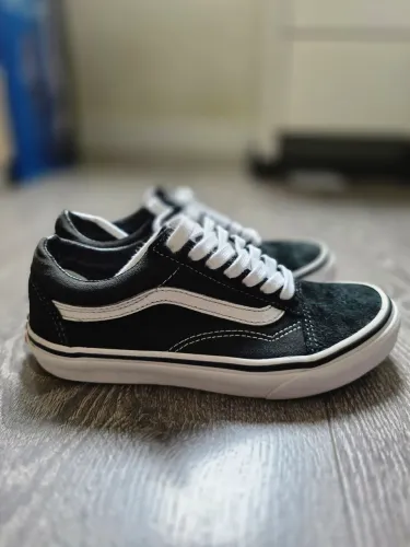 Tênis vans clássico