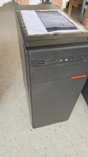 Computador SSD 240 GB, Ram de 8 GB, Processador i5-650
