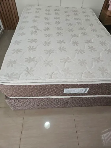 Cama Box Casal Umaflex Berlim - Molas Ensacadas Individualmente