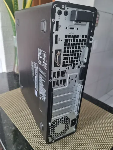Desktop HP Slim core i7 de oitava geração