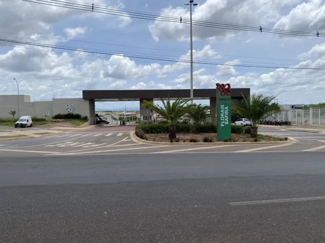 Vendo Terreno Florais Safira 300m2