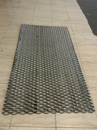 CHAPA EXPANDIDA METÁLICA 2000 x 1200mm