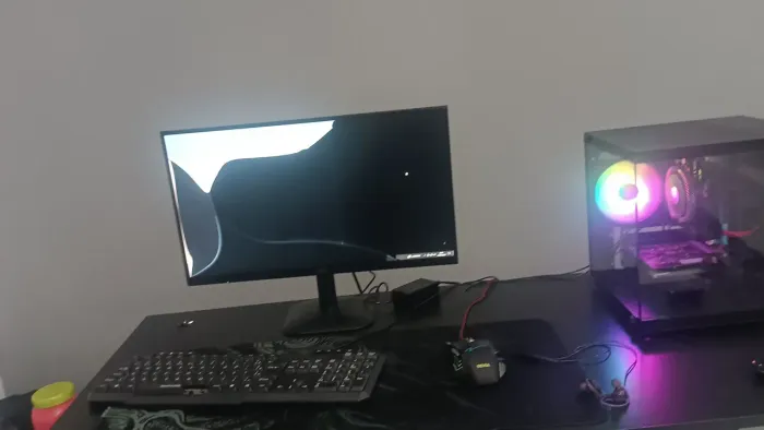 Monitor AOC 21.5 120hz, novo, com defeito de fábrica
