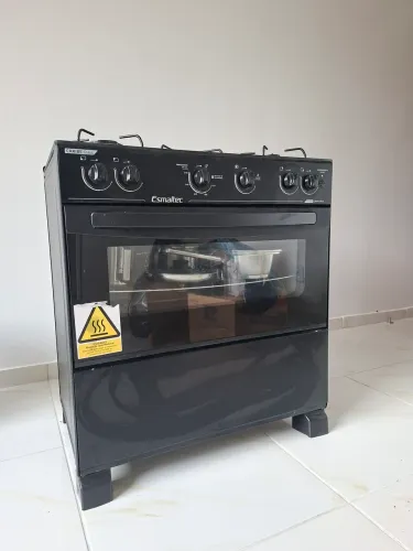 Vendo Fogão Esmaltec 5 bocas 