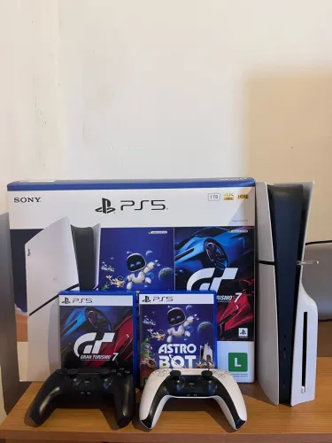 PS5 SLIM 1T c/disco / ACEITO CARTÃO