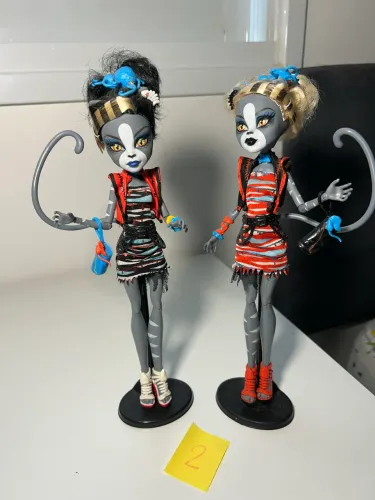 Bonecas Monster High gêmeas Meowlody e Purrsephone - 