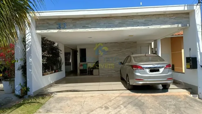 Térrea para venda possui 200 metros quadrados com 4 quartos em Jardim Florianópolis - Cuia