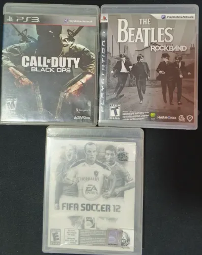 3 jogos de play 3 por R$ 100, 00.