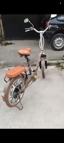 Bike Elétrica Aro 20 Blitz, freio tambor, bateria Jumbo recarga 4/6hs,autonomia 35/40km 