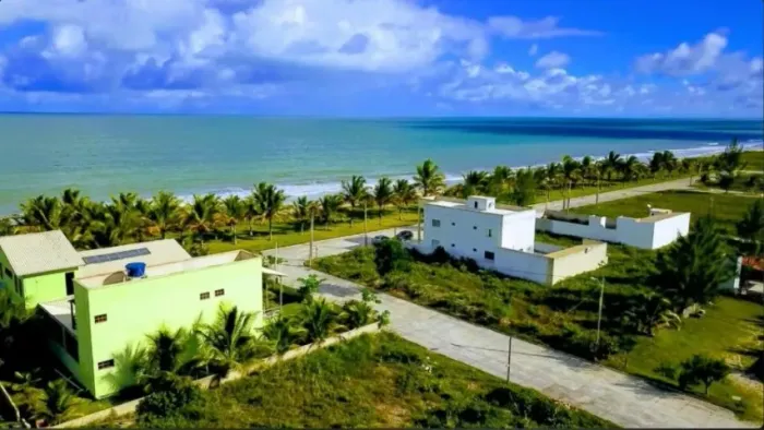 LOTE NA PRAIA - CONDOMÍNIO FECHADO