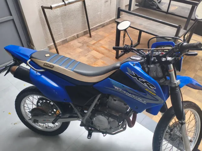 Honda XR 250 tornado 
