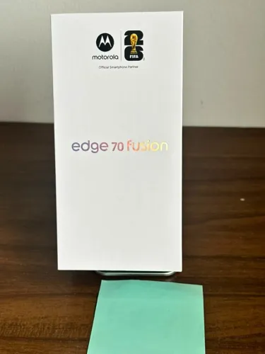 Moto Edge 70 Fusion 5G 256GB LACRADO ! NOVO ! Nota Fiscal e 1 ano de Garantia Motorola