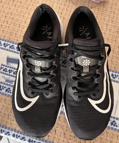 Nike Zoom Fly 5- Usado 