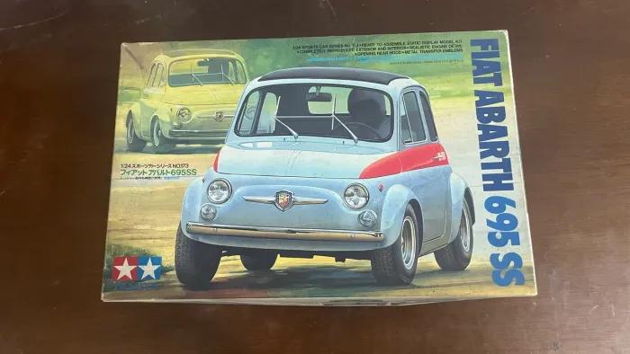 Tamiya Fiat Abarth 695 SS 1/24 Kit NO. 173