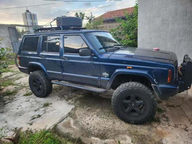 Jeep Cherokee Sport 4.0 Mec./aut. 2000