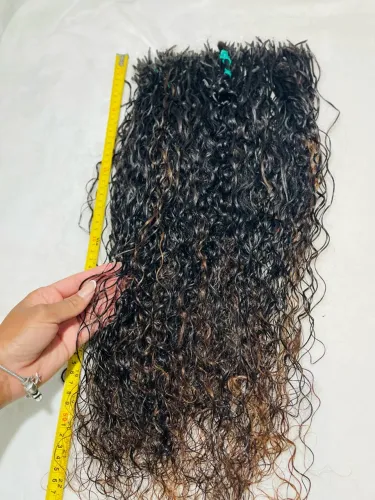 Cabelo humano cacheado