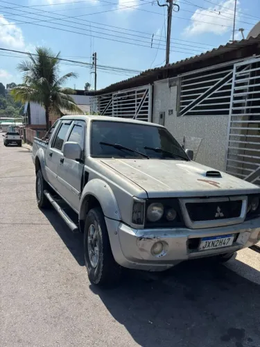Mitsubishi L200 GLS 2.5 4X4 CD Diesel 2006