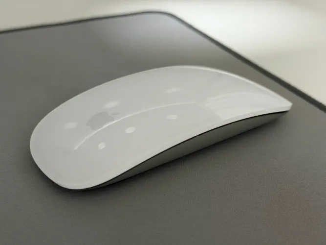 Apple Magic Mouse 2 com porta Lightning