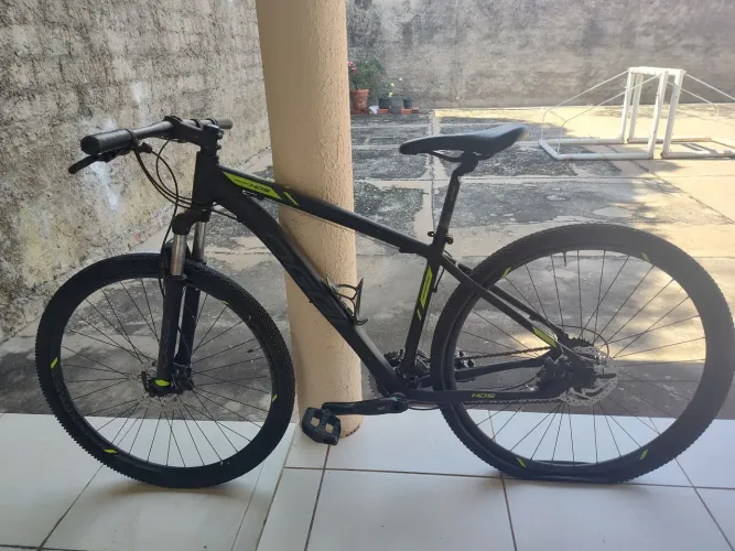 Bicicleta Oggi Hacker Hds quadro 17