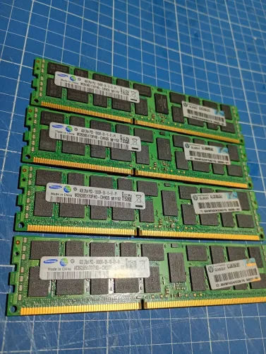 Memória DDR3 ECC 16GB Ler anúncio pra saber a compatibilidade
