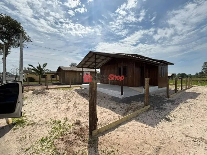 Casa com 2 dormitórios para alugar por R$ 1.300,00/mês - Santa Rosa de Lima - Araranguá/SC