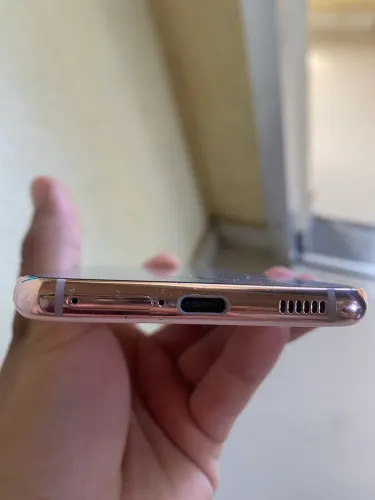 SAMSUNG S21