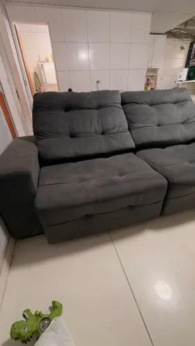 Sofá retrátil reclinável