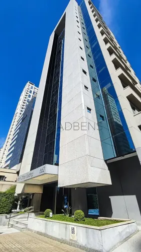 Conjunto à Venda no Itaim Bibi, 35 m², 2 banheiros, 1 vaga, Rua Bandeira Paulista, São Pau