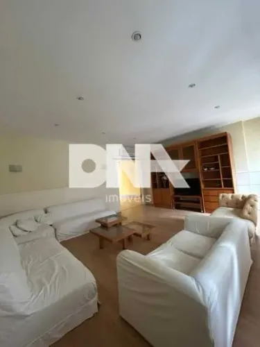 Apartamento : / Residencial / Botafogo