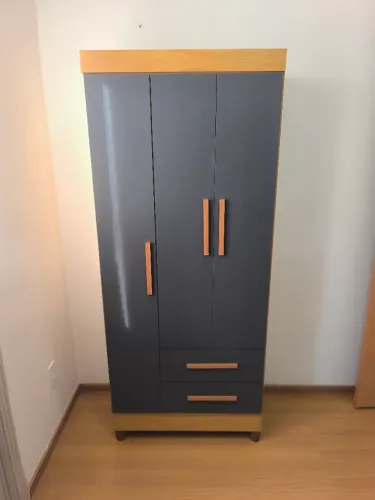 Guarda Roupa 3 Portas 