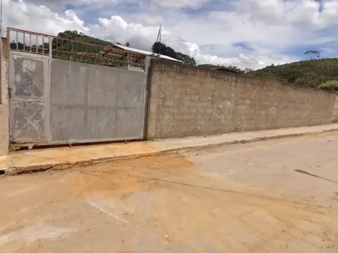 Terreno com 432m²