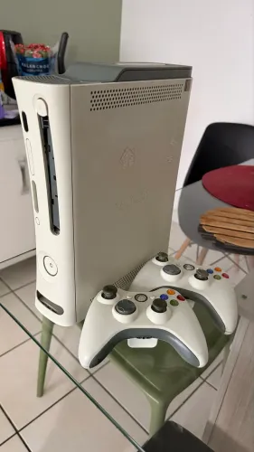 Xbox 360 - Branco