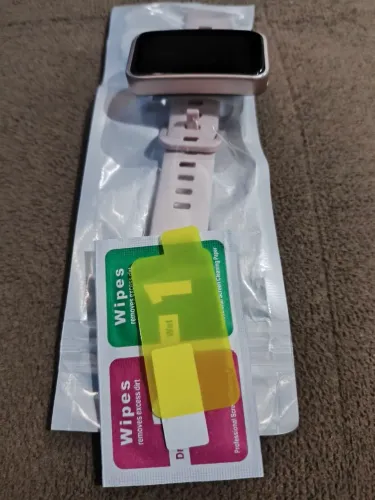 Huawei band 8 original, já vai com película aplicada e outra reserva