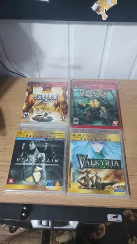 Kit jogos PS3 - Valkyria Chronicles, Heavy Rain, Bioshock e Saints Row 2