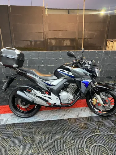 CB TWISTER 250F 18/19