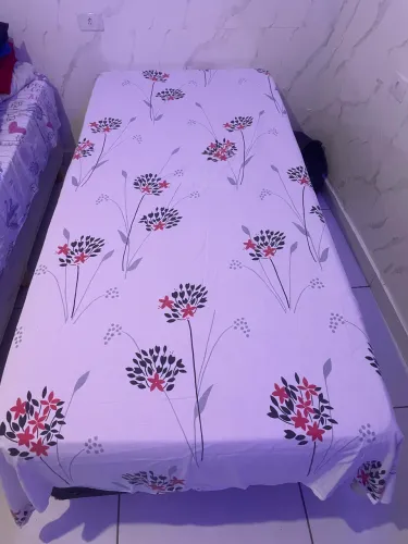 Duas camas de Solteiro box