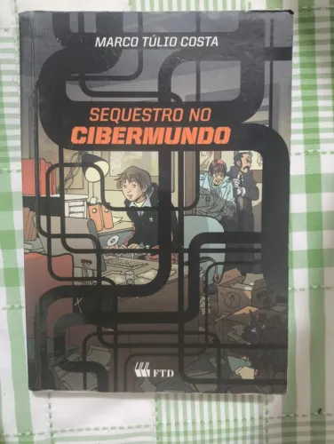 Livro - Sequestro no cibermundo