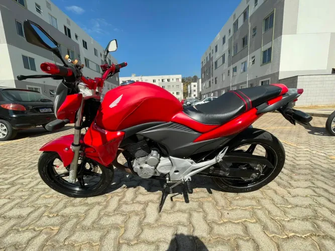 HONDA CB300R