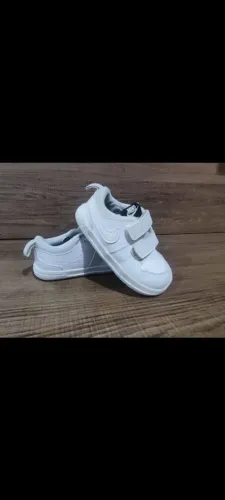 Tênis Nike original tam 21