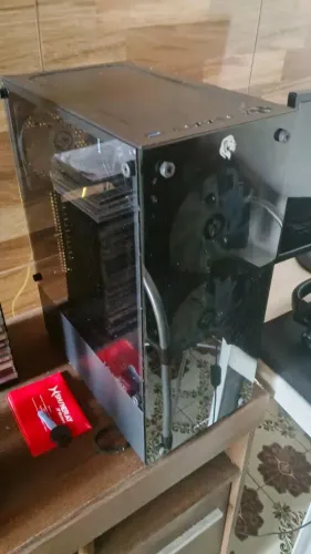 PC GAMER AMD RYZEN 3 5300G - 8GB DDR4 - SSD 240GB - RADEON VEGA 8 - MONITOR 19'' - KIT GAM