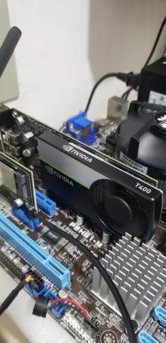 placa de video NVidia Quadro T400 4GB GDDR6