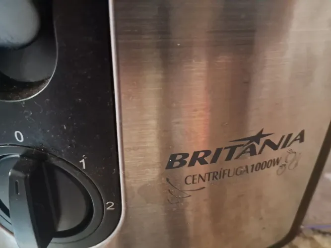 CENTRIFUGA 1000W BRITANIA . A BRAVA!