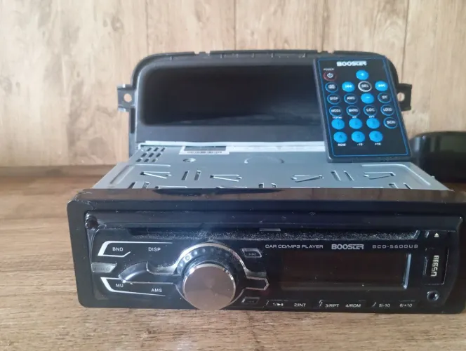 Som Booster, 50w x 4 , Aux, USB, Cd e bluetooth.