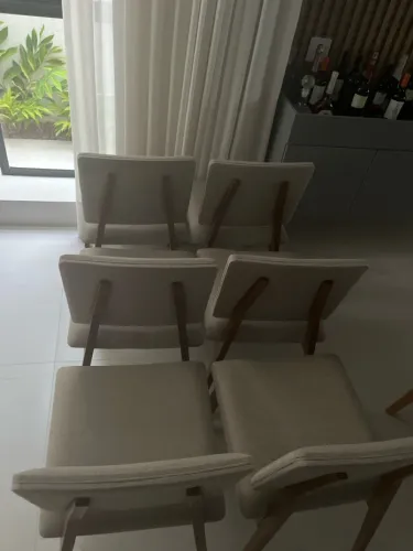 Cadeiras Jacauna