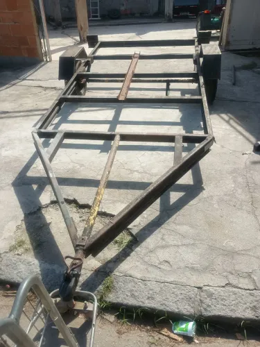 carretinha reforçada de 4,5m 
