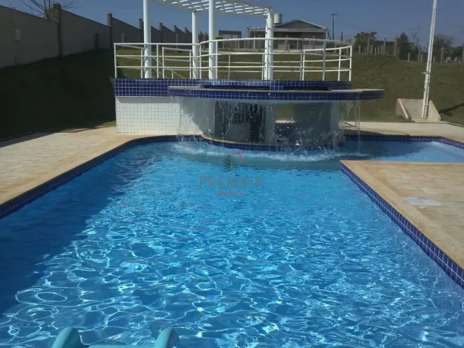 Chácara à venda em Primeiro de Maio, Centro, com 4 quartos, com 4950 m²