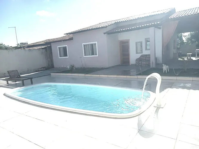 Casa de praia! alugo por dia !!