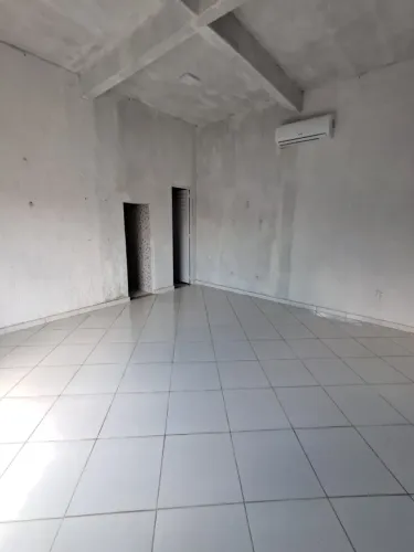 ALUGO PONTO COMERCIAL NA CIDADE NOVA